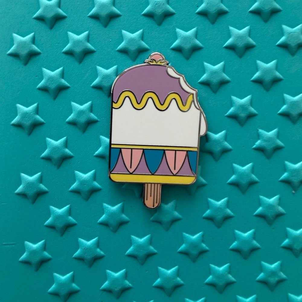 DISNEY PARKS SERIES 2 popsicle pin!